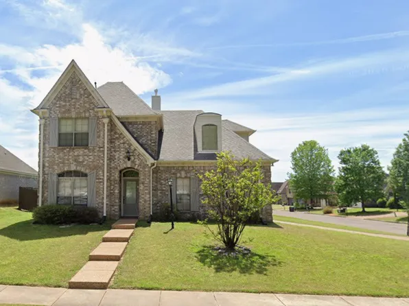 15 Birch Springs Dr, Oakland, TN 38060