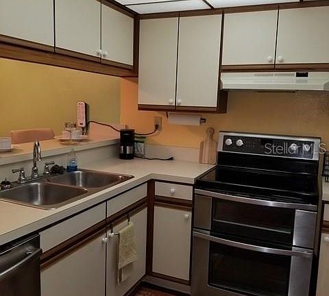 2nd image of 100 E Kentucky Ave APT H1