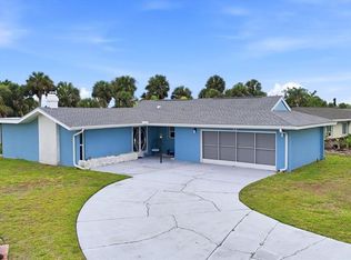 12 Golfview Ct, Rotonda West, FL 33947