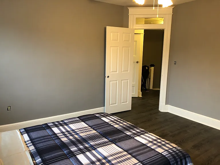 221 Missouri Ave NW — Photo 6