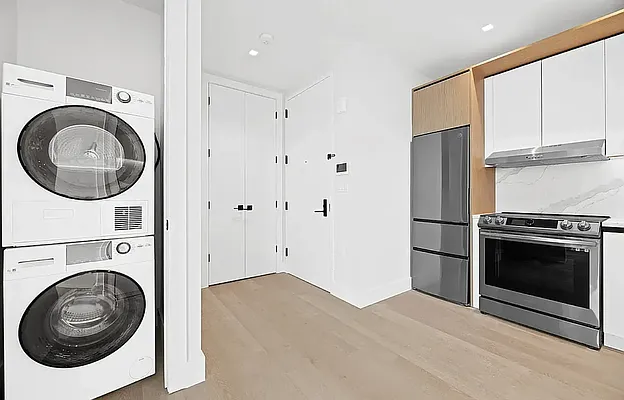 Rented by REAL New York | media 28