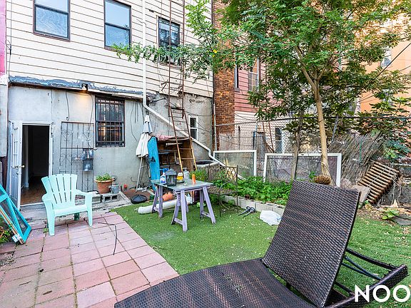 3rd image of 640 Grand St APT 1