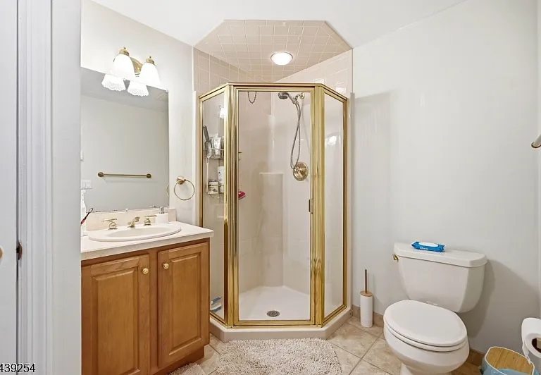 75 Spring Hill Cir — Photo 20