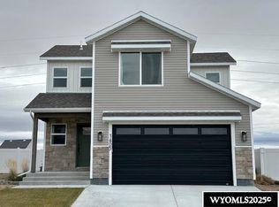 1405 Louise Ln, Rock Springs, WY 82901