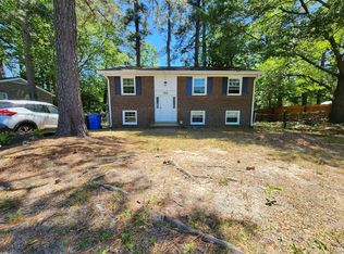 744 Burgoyne Dr, Fayetteville, NC 28314