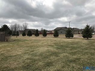 530 S Poplar Ave, Tea, SD 57064