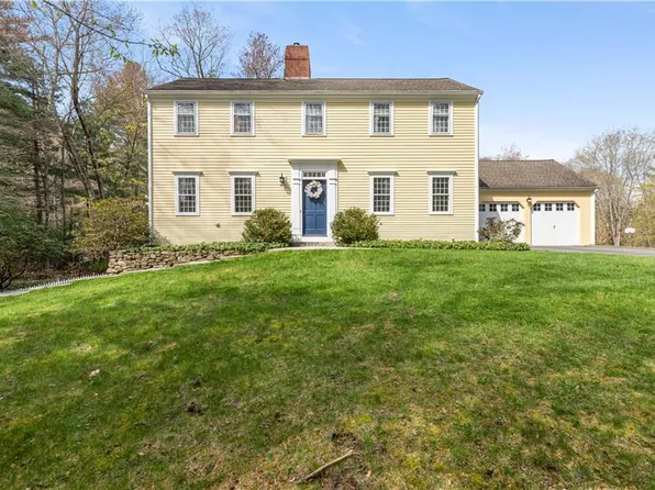 55 Pamden Ln, Seekonk, MA 02771
