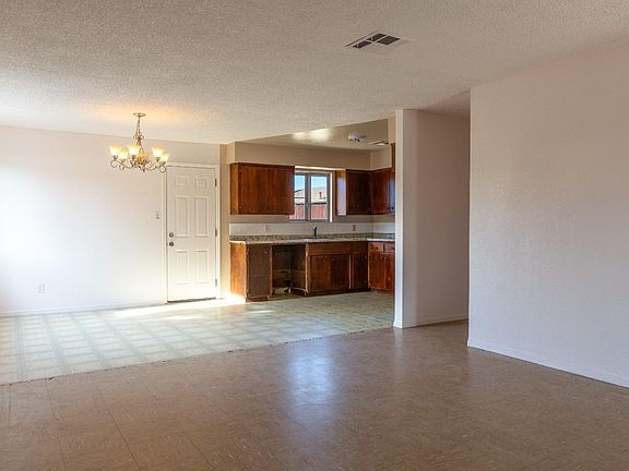 2nd image of 720 King St