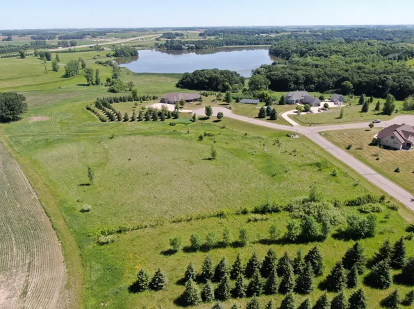 221st St, Albert Lea, MN 56007