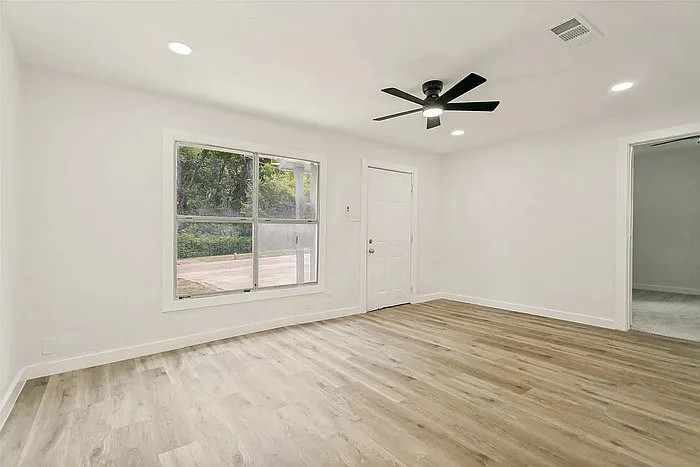 1211 E Virginia St — Photo 20