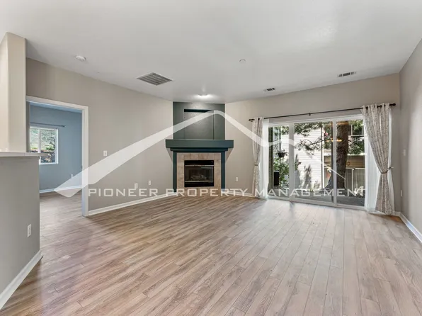 7459 S Alkire St APT 102, Littleton, CO 80127