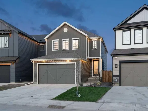 70 Savoy Lndg SE, Calgary, AB T3S 0G6