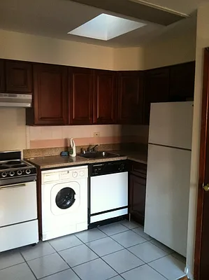 Rented by 18 REALTY | media 47