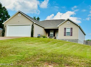 195 Simmons St, Henderson, TN 38340