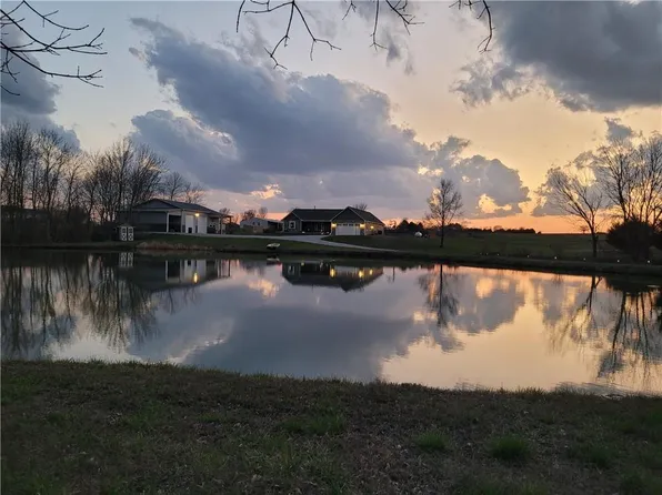 109 E 2300th Rd, Wellsville, KS 66092