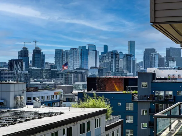1504 Aurora Avenue N #303, Seattle, WA 98109