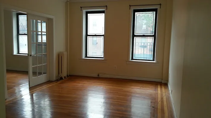 Rented by Zuz Realty | media 22