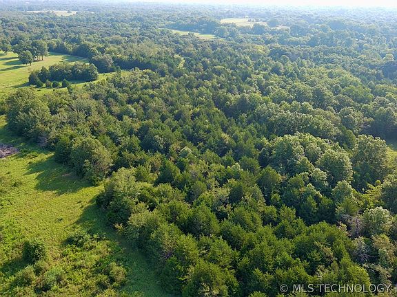 3rd image of 28360 Arbeka Rd