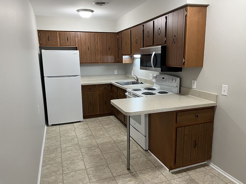 1st image of 22040 Huron River Dr #H