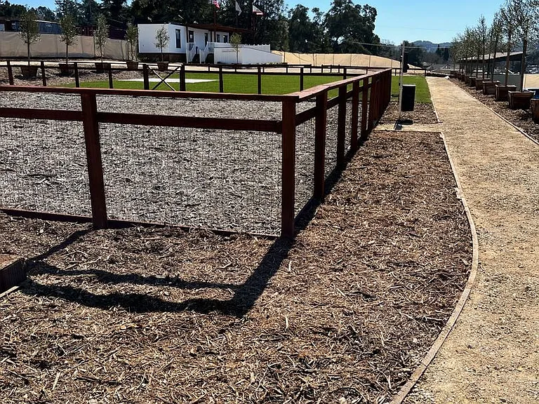 Emerald Ridge Apartments — Photo 22