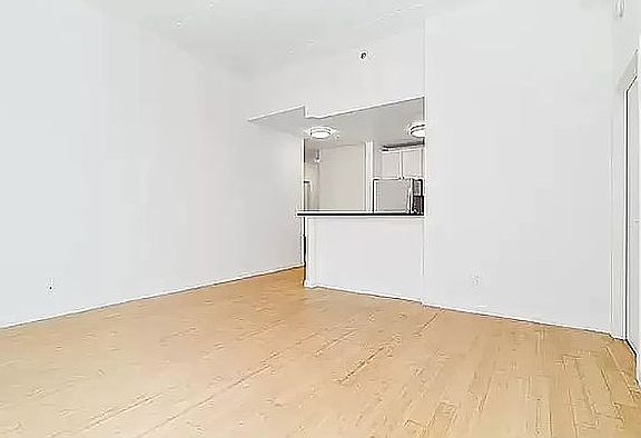 5th image of 1955 1st Ave APT 631