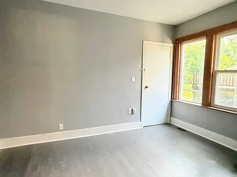 693 Partington Ave #MAIN — Photo 6