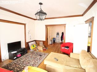 87 Verndale St, Brookline, MA 02446