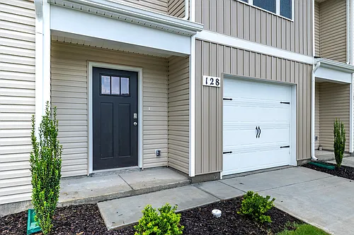 128 Mattie Ct Photo 1