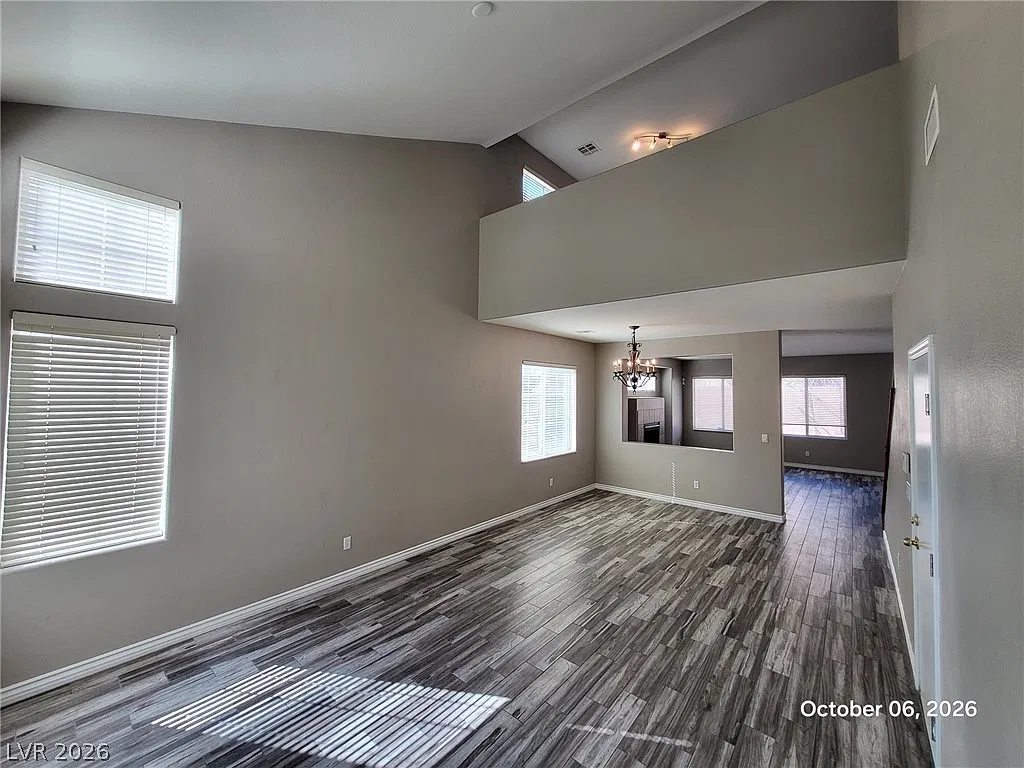 4 bed, 3.0 bath, 2508 sqft, $2,195 — Photo 3