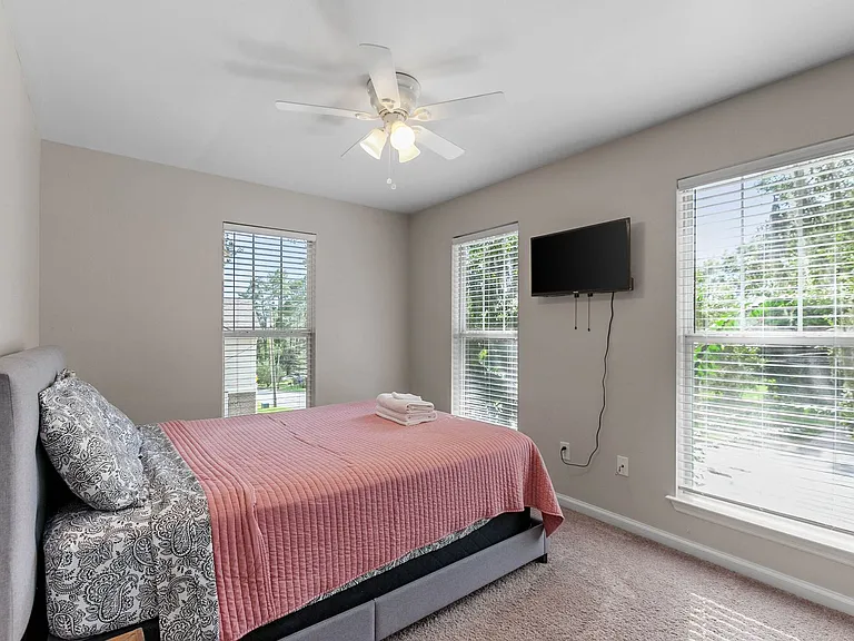 1235 N. Bronough Street — Photo 47
