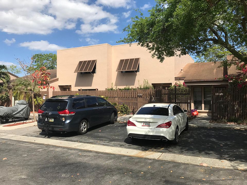 1st image of 1311 NW 122nd Ter