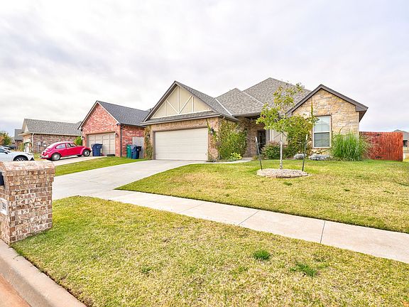 2nd image of 19045 Meadows Crossing Dr