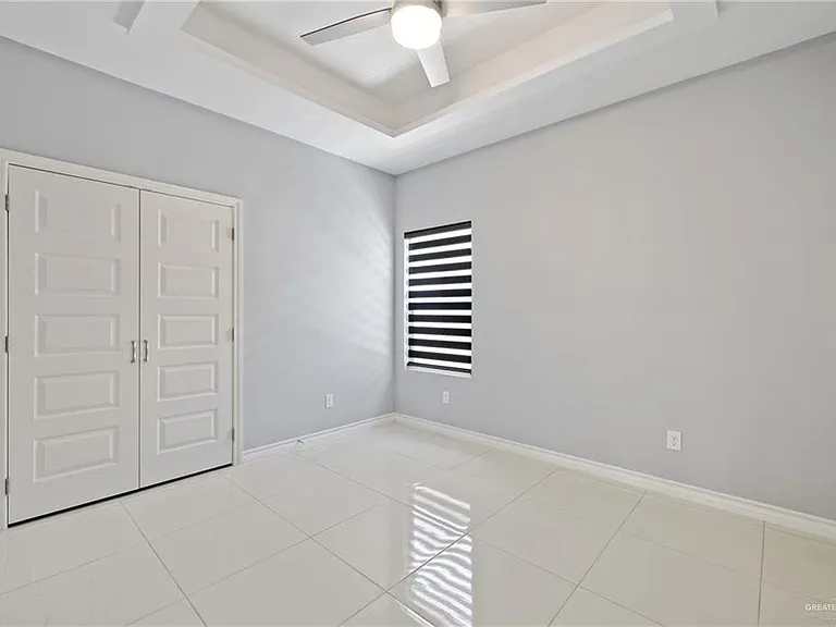 2417 Indian Creek Ave #1 — Photo 15
