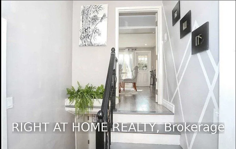 3 bed, $2,900 — Photo 2
