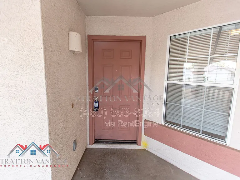 5706 N 74th Dr — Photo 7