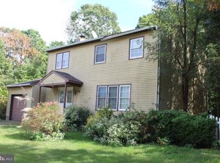 214 Scarlet Oak Rd, Turnersville, NJ 08012