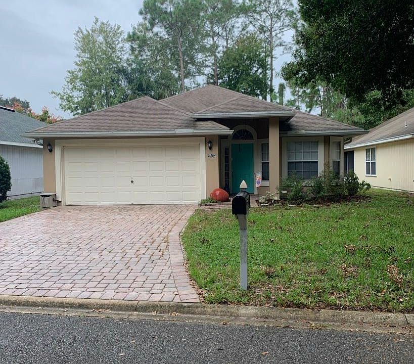 2 car garage with pavers
