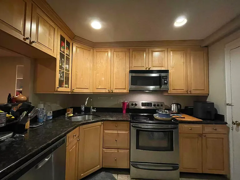 15 Walbridge St #9 — Photo 2