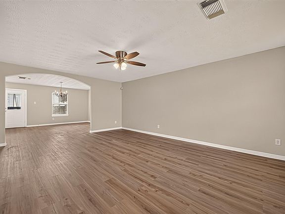 5th image of 5051 Willow Point Dr