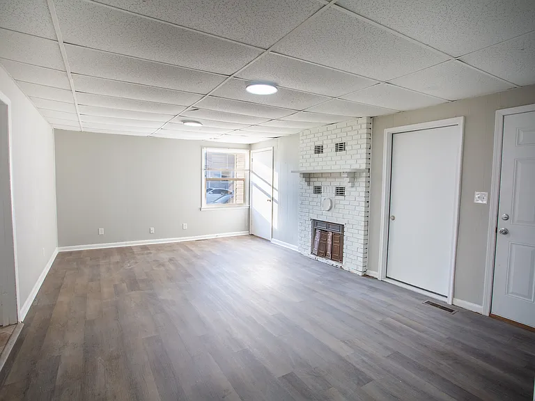 5704-5704A Maxon Ave #A — Photo 16