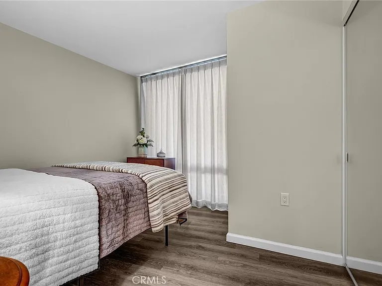 4337 Marina City Dr #141 — Photo 30