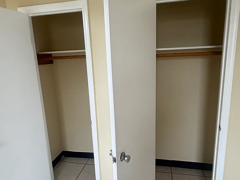 76 Caryl Ave #2E — Photo 11