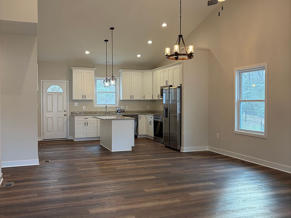 1st image of 130 Poplar Rd