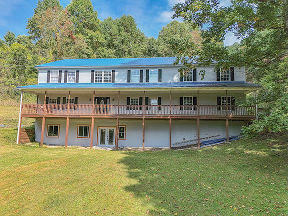 2nd image of 955 Wakefield Dr