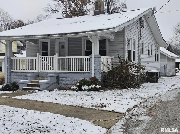 1515 Pace Ave, Mount Vernon, IL 62864