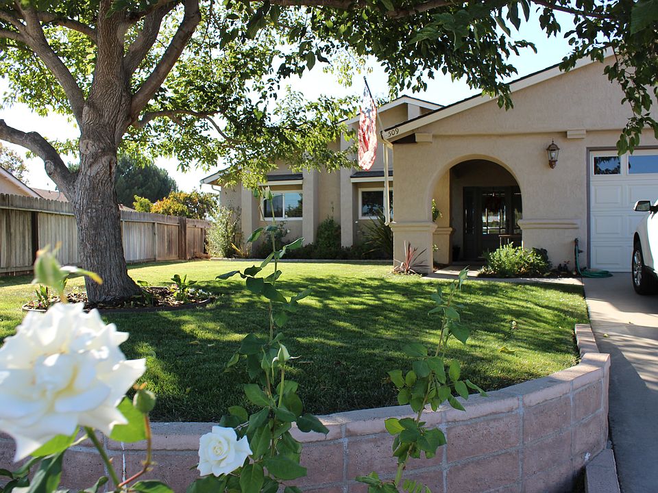 1st image of 509 Dawn Dr