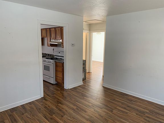 2nd image of 3401 Texas St