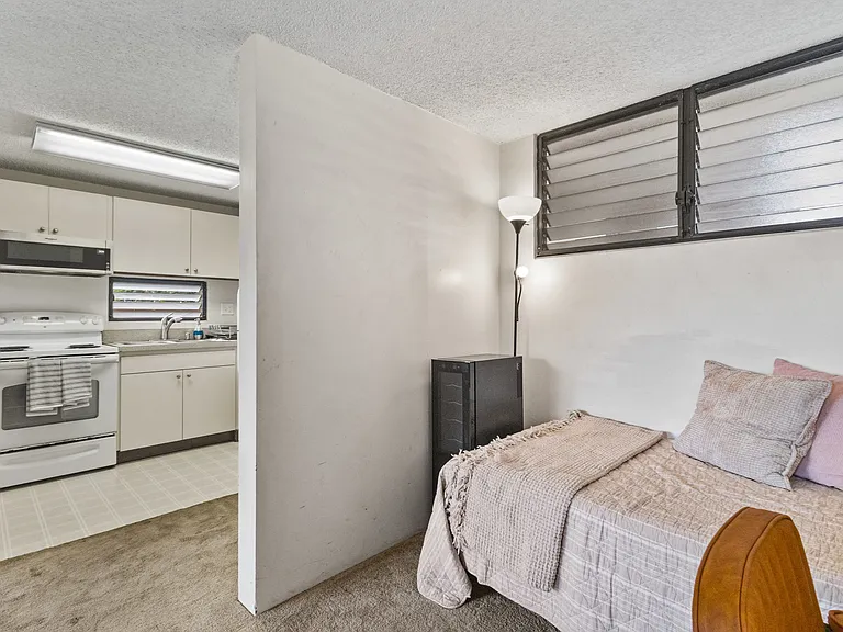 909 Coolidge St #301 — Photo 14