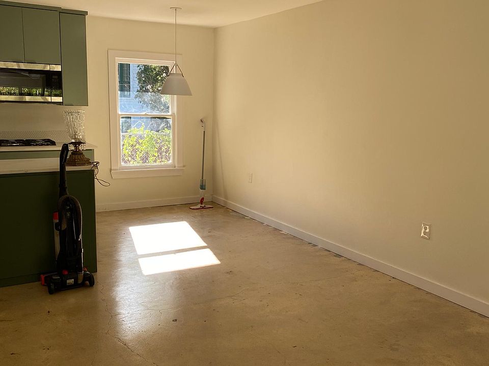 1st image of 239 Brahan Blvd APT B