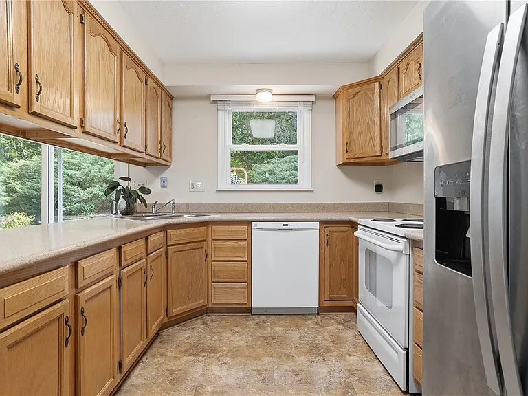 1519 Hastings Mill Rd — Photo 9
